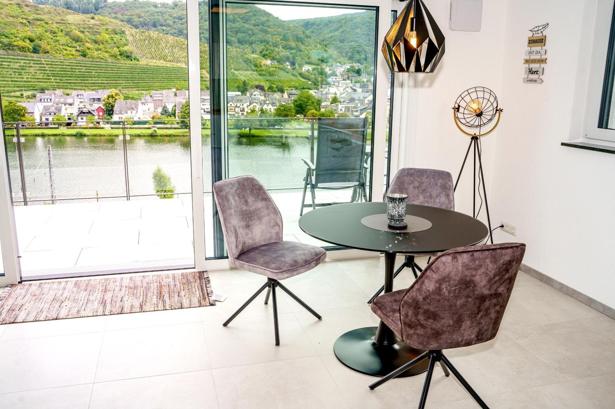 Mv Roemervilla, Lofts & Penthouses Mit Traumhaftem Moselpanoramablick Und Sauna Treis-Karden Luaran gambar