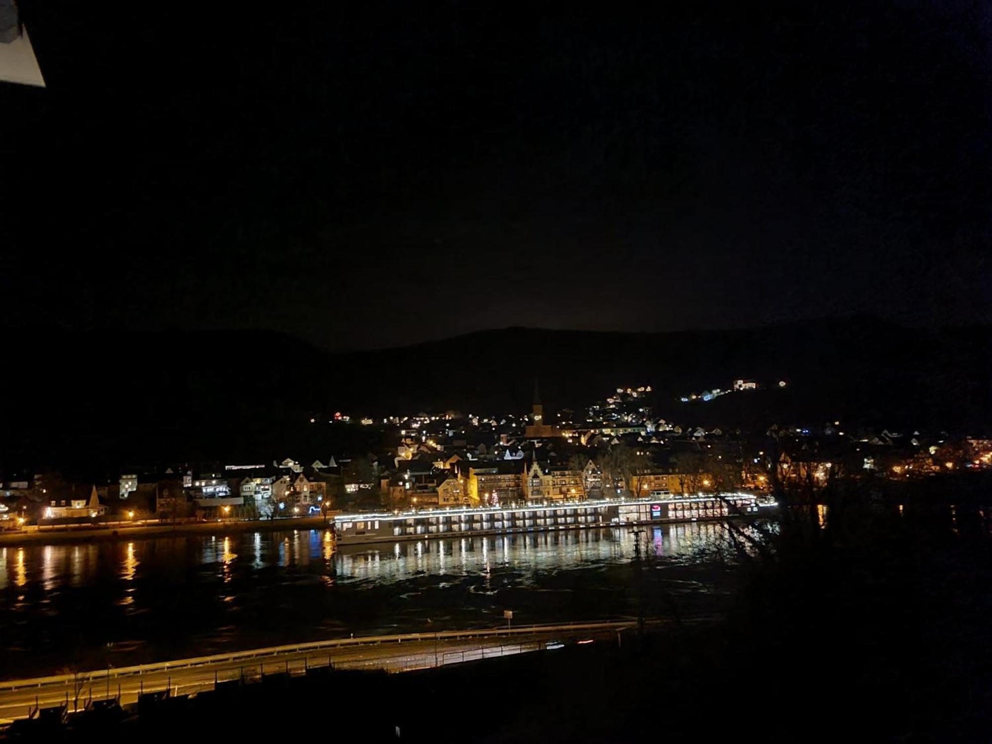 Mv Roemervilla, Lofts & Penthouses Mit Traumhaftem Moselpanoramablick Und Sauna Treis-Karden Bilik gambar
