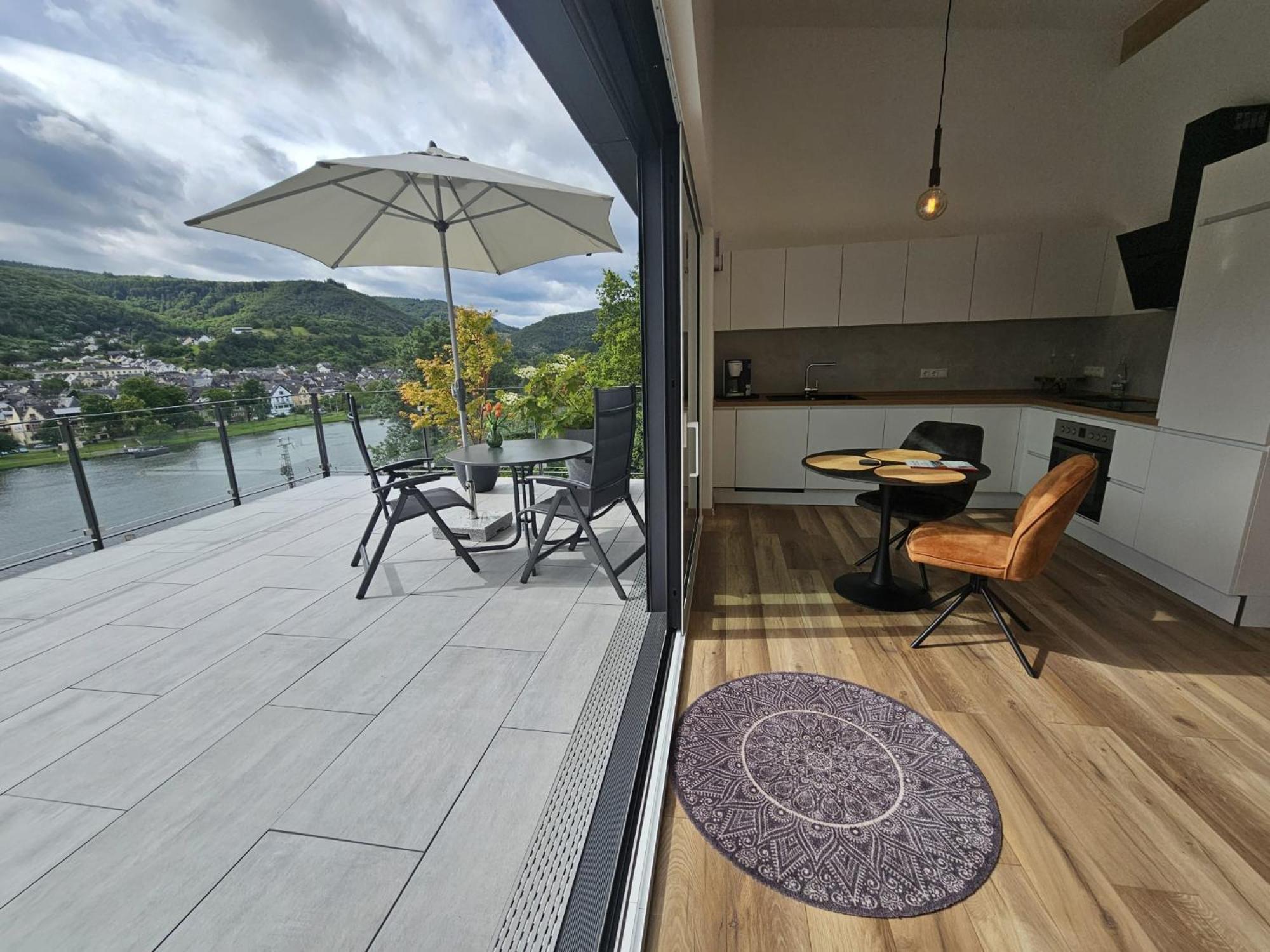 Mv Roemervilla, Lofts & Penthouses Mit Traumhaftem Moselpanoramablick Und Sauna Treis-Karden Luaran gambar